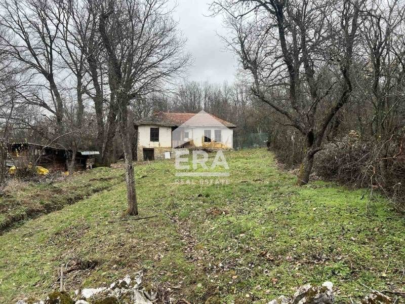 Продава КЪЩА, гр. Годеч, област София област