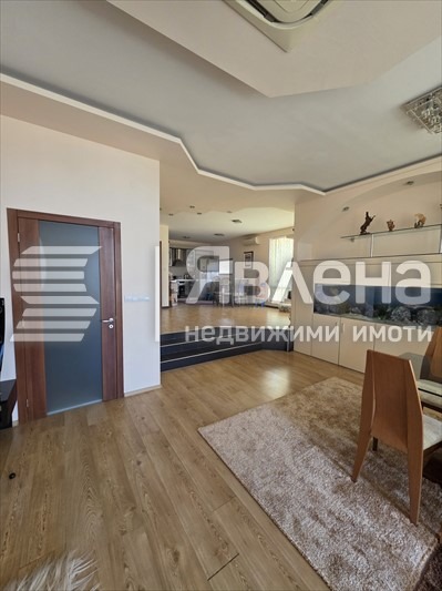 Продава КЪЩА, гр. Варна, м-т Манастирски рид, снимка 5 - Къщи - 53251461