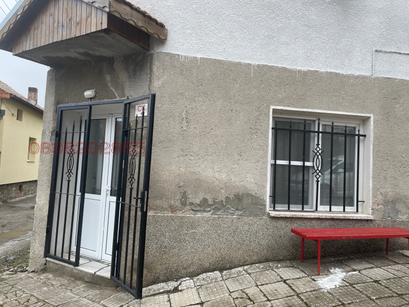 Продава МАГАЗИН, с. Сестримо, област Пазарджик, снимка 8 - Магазини - 53267772