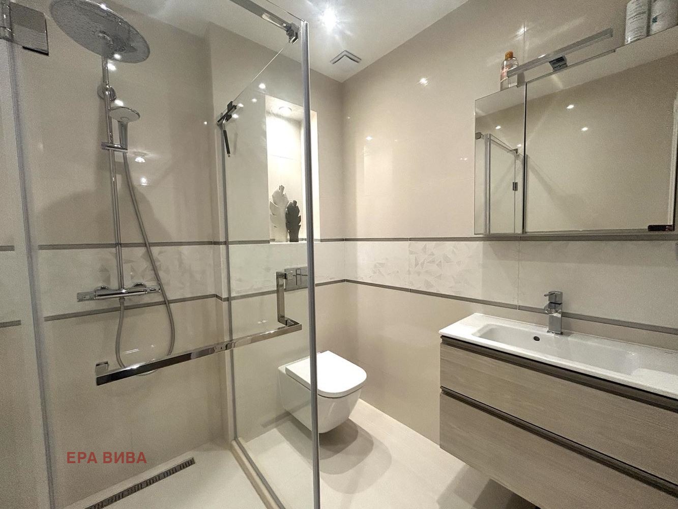 Продава 3-СТАЕН, гр. Варна, Бриз, снимка 9 - Апартаменти - 55903206