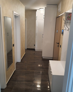 ������� 4-����� | Imot.bg � ����� ������ 12