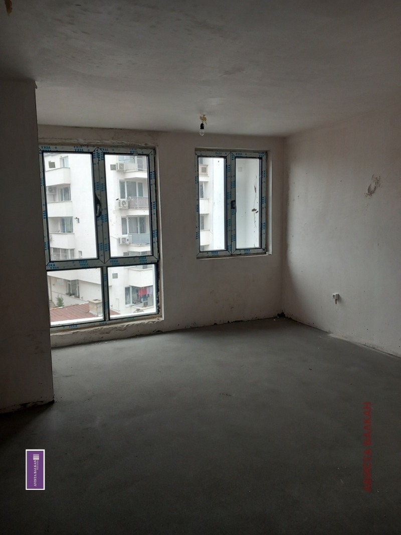 À venda  1 quarto Sofia , Centar , 85 m² | 28555265 - imagem [4]