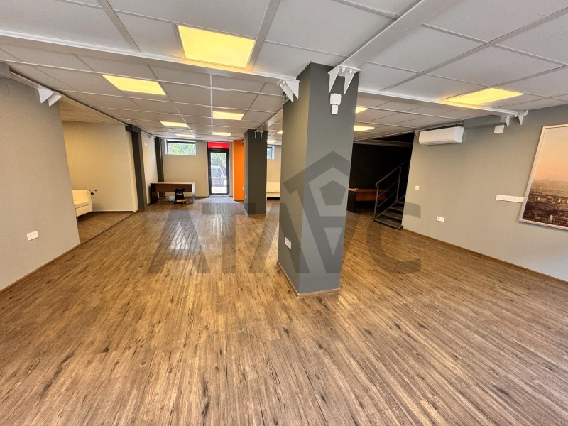 Продава  Офис град Пловдив , Младежки Хълм , 220 кв.м | 25606447 - изображение [3]