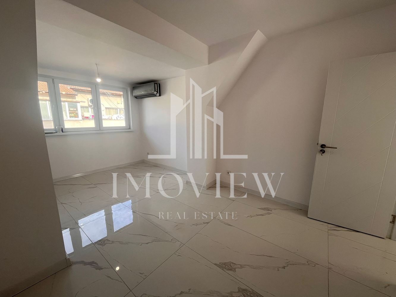 Продава 4-СТАЕН, гр. Варна, Зимно кино Тракия, снимка 11 - Апартаменти - 53605751