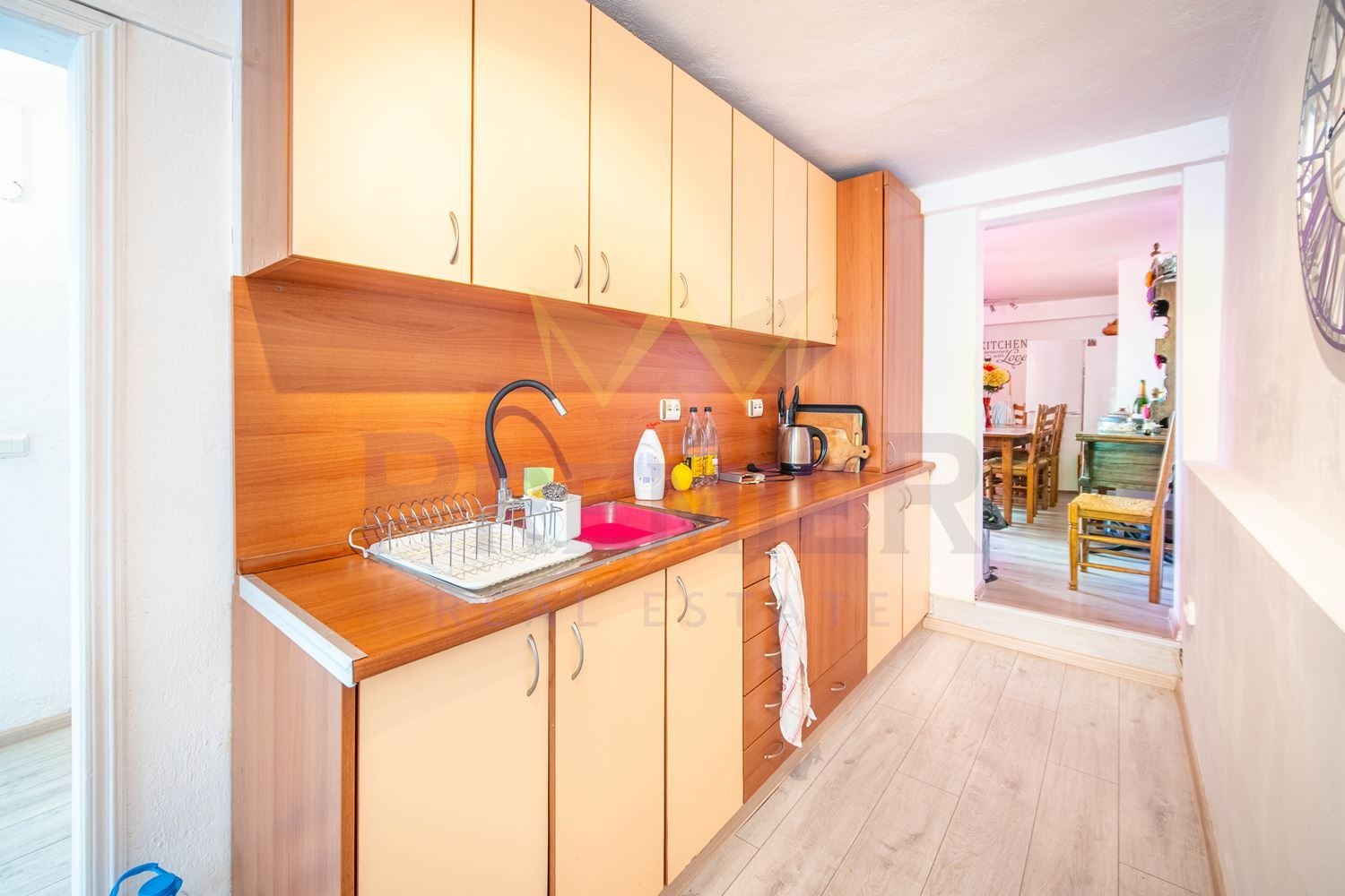 Продава КЪЩА, гр. Балчик, област Добрич, снимка 6 - Къщи - 54737596