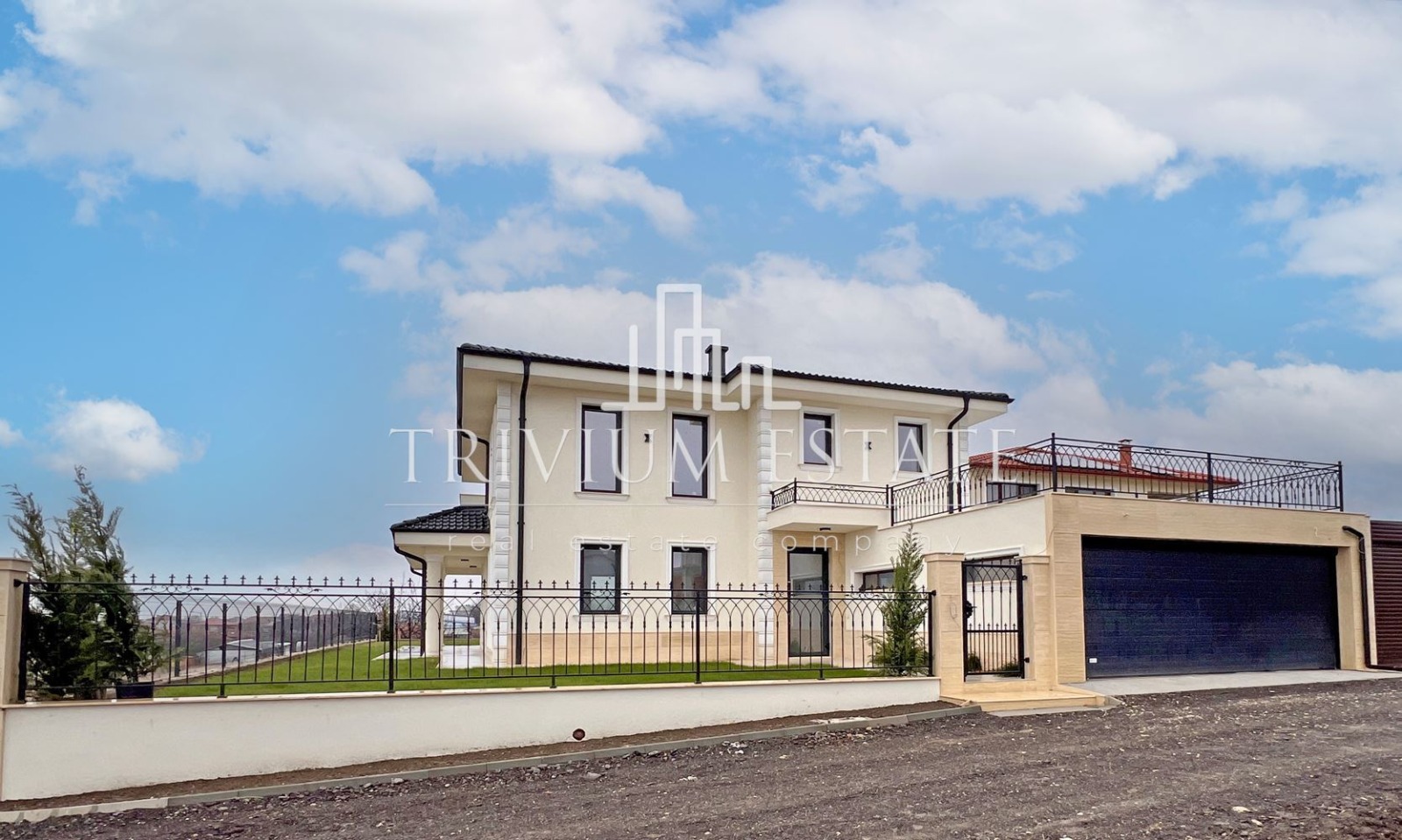 Продава КЪЩА, с. Белащица, област Пловдив