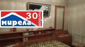 3 υπνοδωμάτια ΤΣενταρ, Βεληκο Ταρνοβο 1