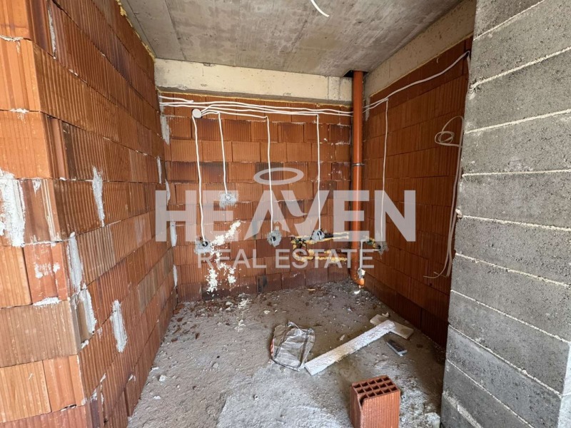 Продава 3-СТАЕН, гр. Пловдив, Остромила, снимка 2 - Апартаменти - 52603623