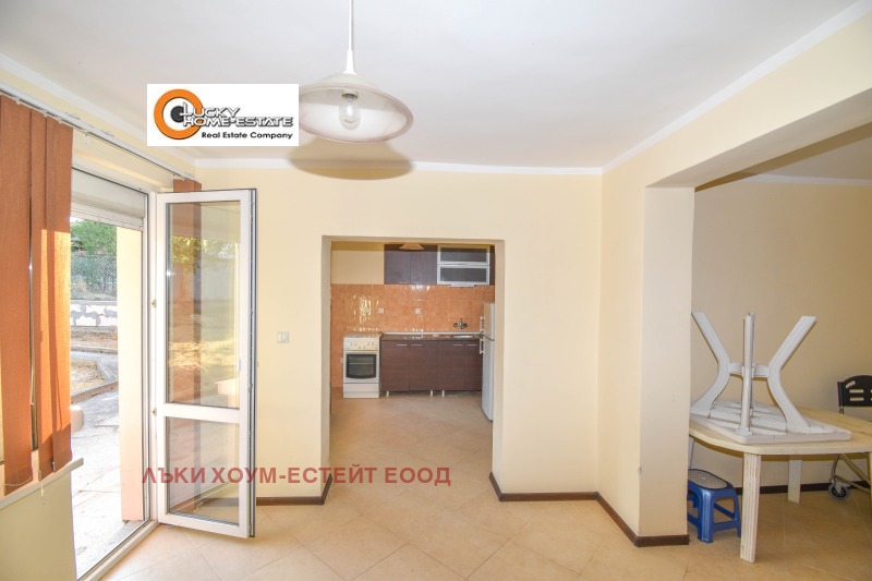 Na prodej  Dům oblast Sofia , Požarevo , 116 m2 | 70814554 - obraz [8]