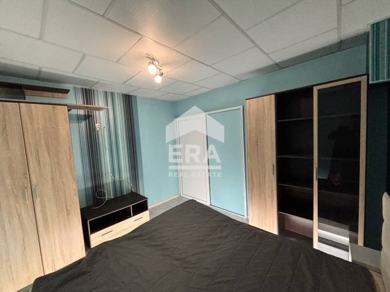 Продава КЪЩА, гр. Русе, Тракцията, снимка 8 - Къщи - 54190687