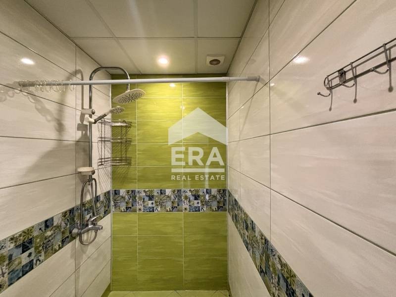 Продава КЪЩА, гр. Русе, Тракцията, снимка 10 - Къщи - 54190687