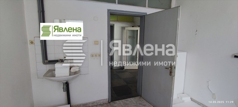 Продава ПРОМ. ПОМЕЩЕНИЕ, гр. Ботевград, област София област, снимка 9 - Производствени сгради - 52980417