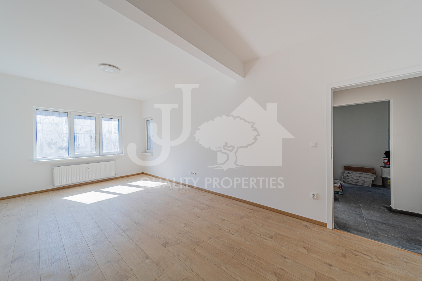 Продава 2-СТАЕН, гр. София, Център, снимка 2 - Апартаменти - 54301411