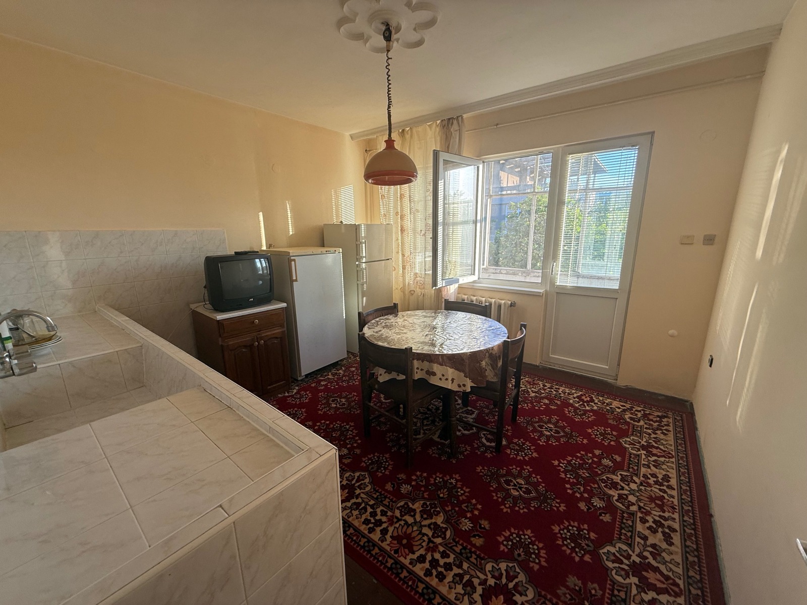 Продава 2-СТАЕН, гр. Русе, Възраждане, снимка 2 - Апартаменти - 54792067