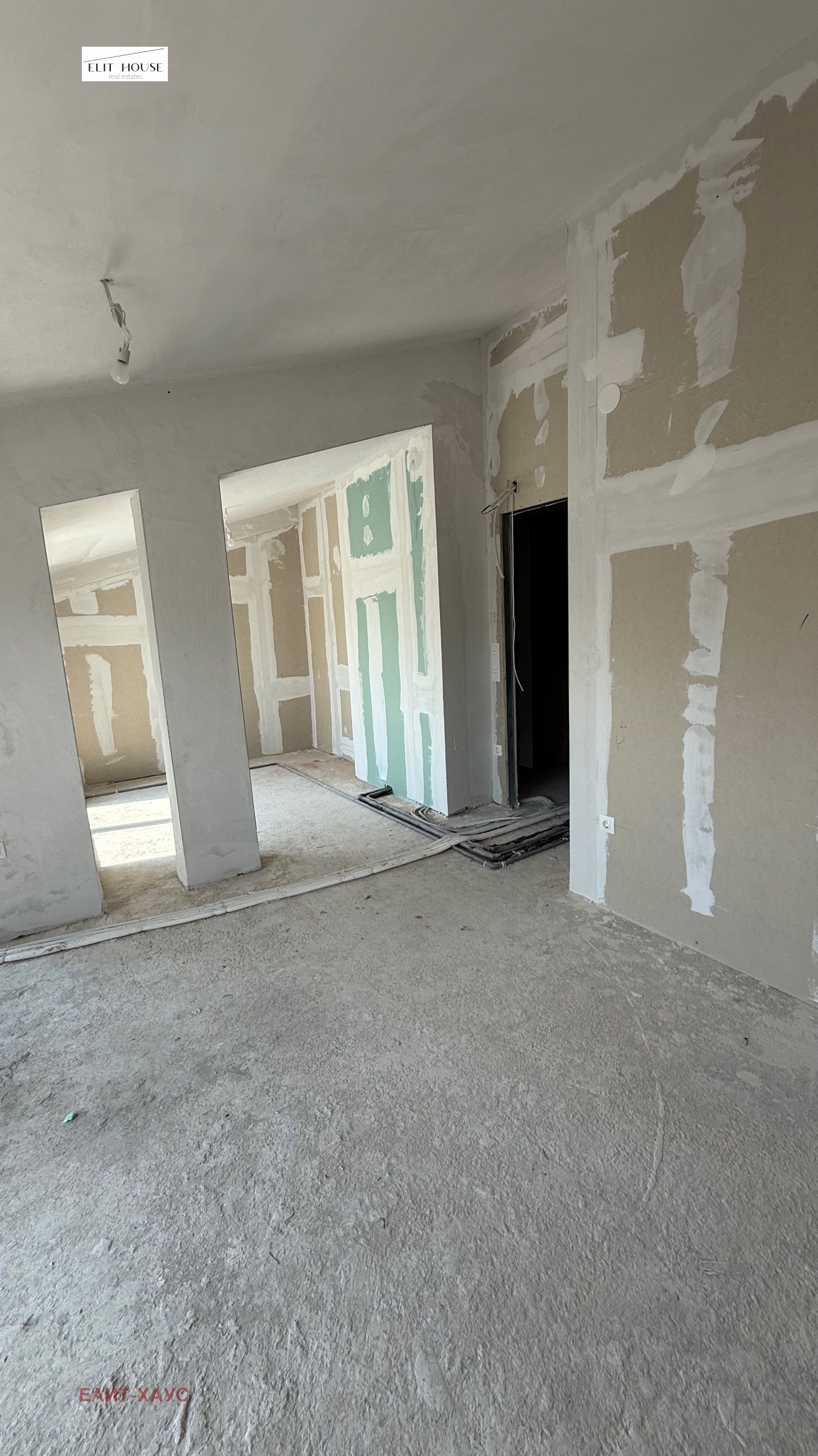 Продава КЪЩА, гр. София, м-т Камбаните, снимка 9 - Къщи - 55798323