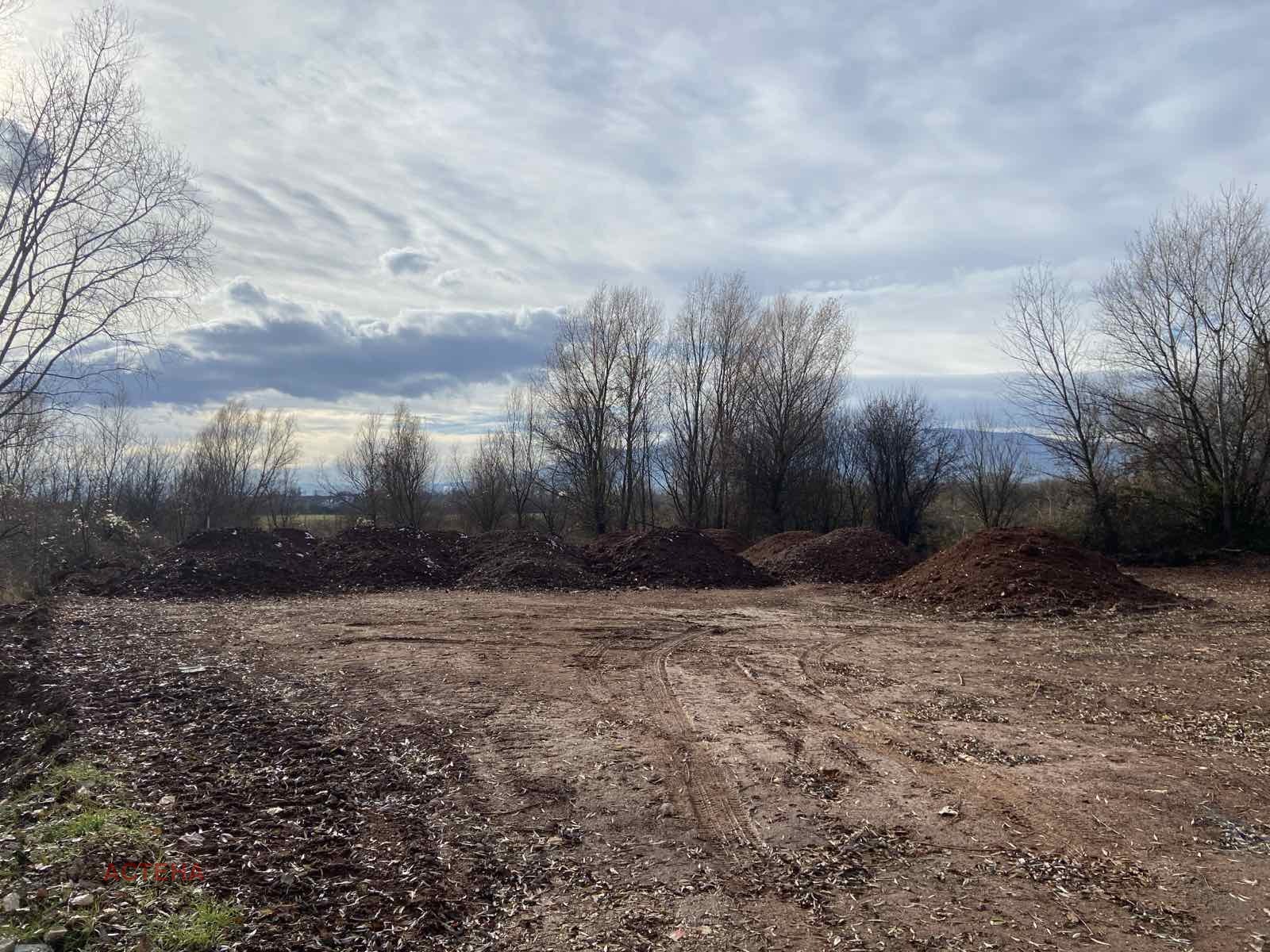 Продава ПАРЦЕЛ, гр. София, Бенковски, снимка 2 - Парцели - 50040179