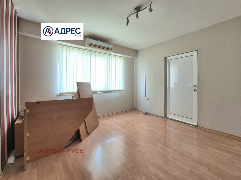Na prodej  2 ložnice Ruse , Rodina 1 , 81 m2 | 42812595 - obraz [9]