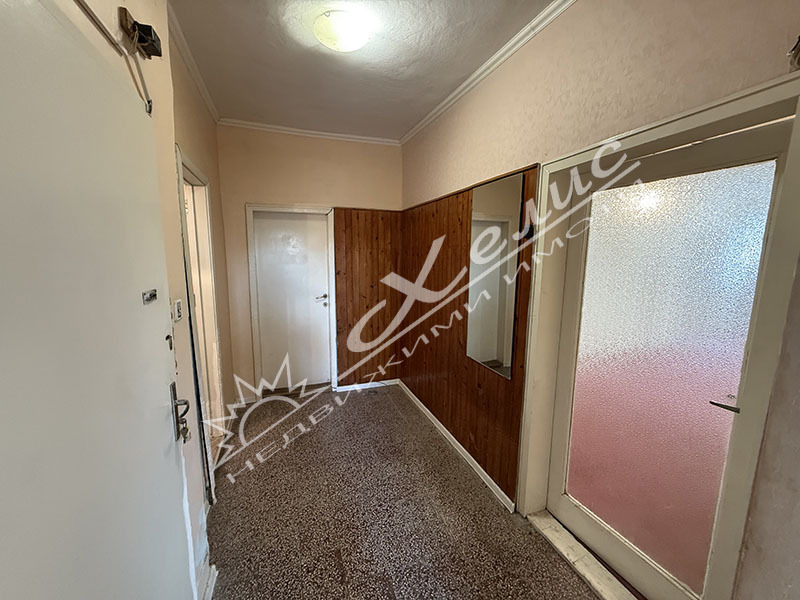 Продава ЕТАЖ ОТ КЪЩА, гр. Бургас, Център, снимка 11 - Етаж от къща - 53071686