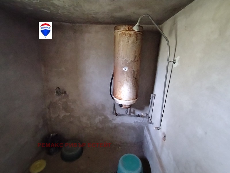 Продава КЪЩА, с. Горно Абланово, област Русе, снимка 7 - Къщи - 52224559