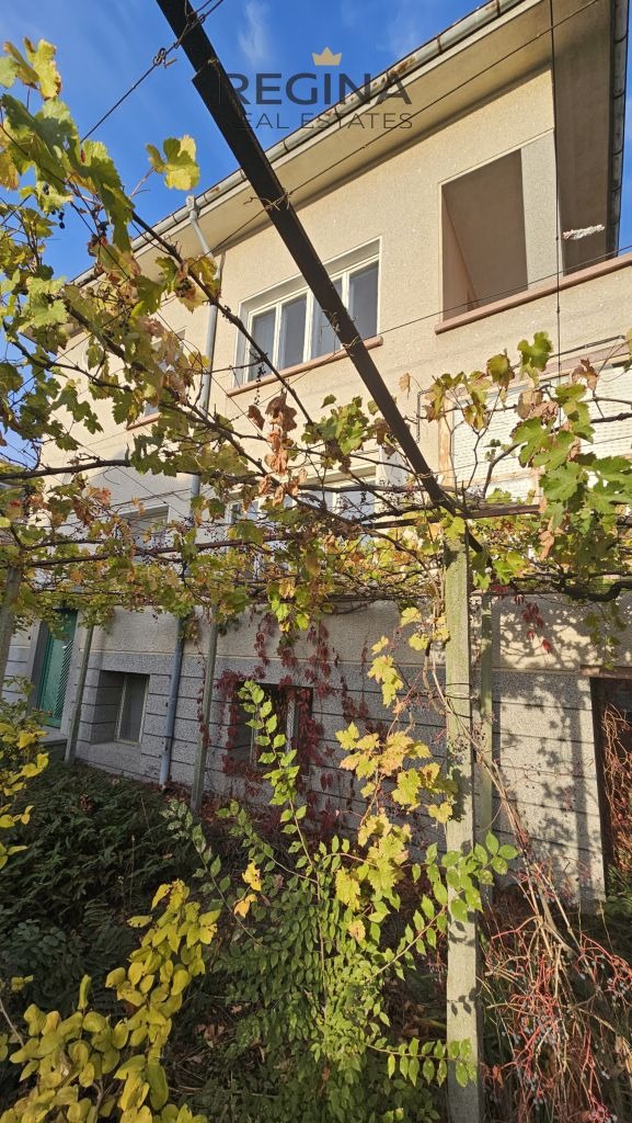 Продава КЪЩА, гр. Хисаря, област Пловдив, снимка 2 - Къщи - 53632914