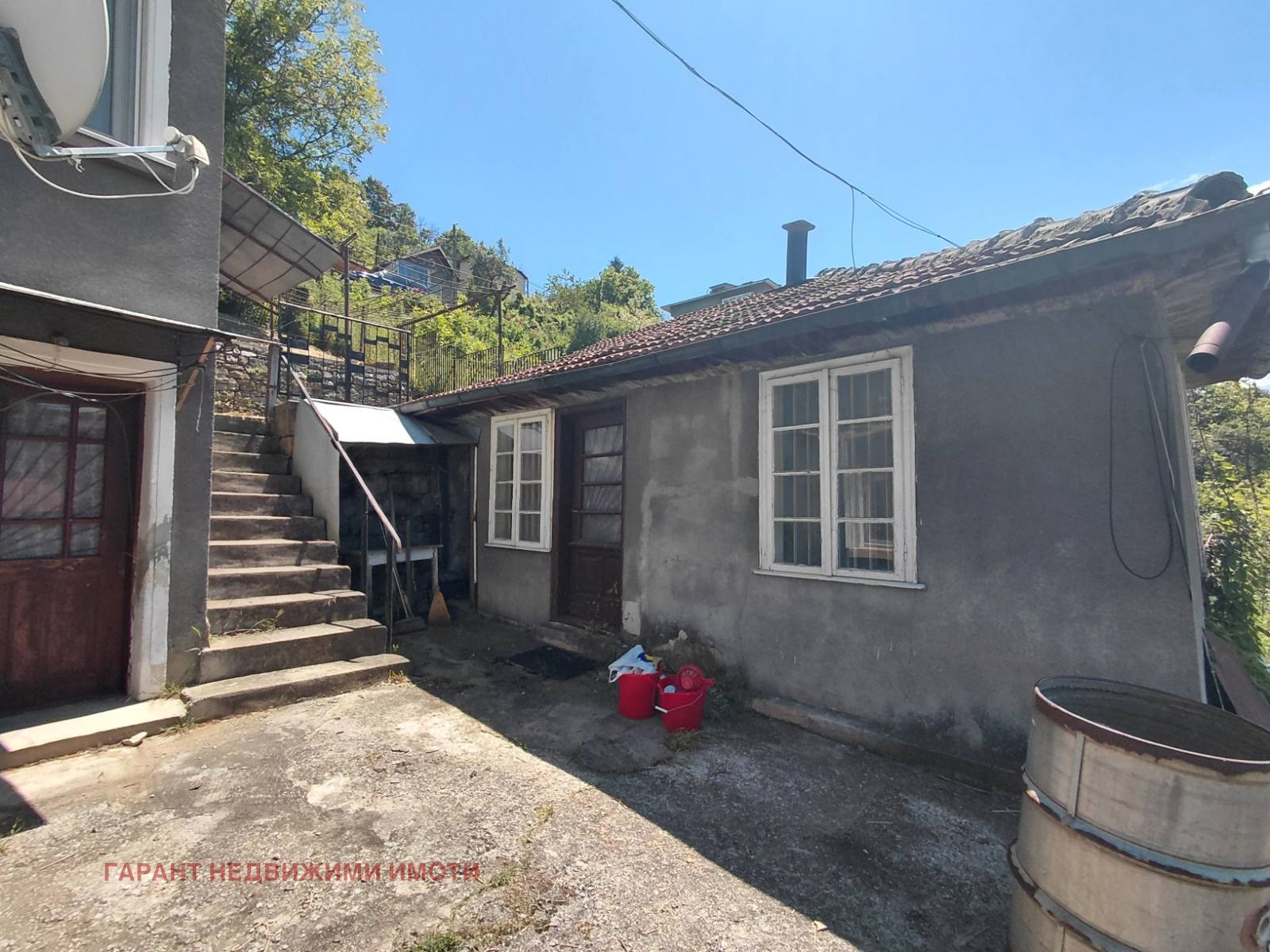 Продава КЪЩА, гр. Габрово, Център, снимка 2 - Къщи - 54695963