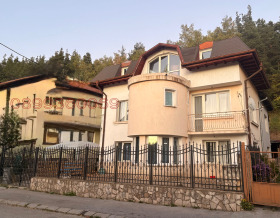 Продава  Къща, гр. Самоков