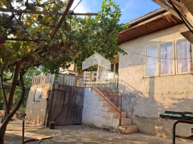 ПАРЦЕЛ, 1 500 m2