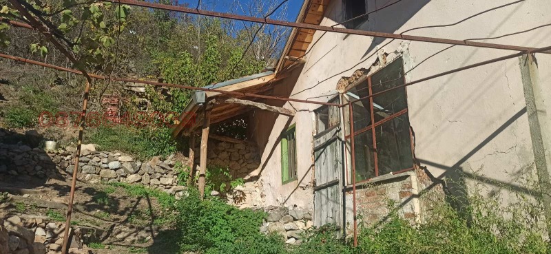 Продава КЪЩА, с. Горановци, област Кюстендил, снимка 8 - Къщи - 52780152
