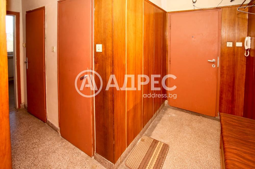 Продава МНОГОСТАЕН, гр. София, Мусагеница, снимка 13 - Апартаменти - 54676898