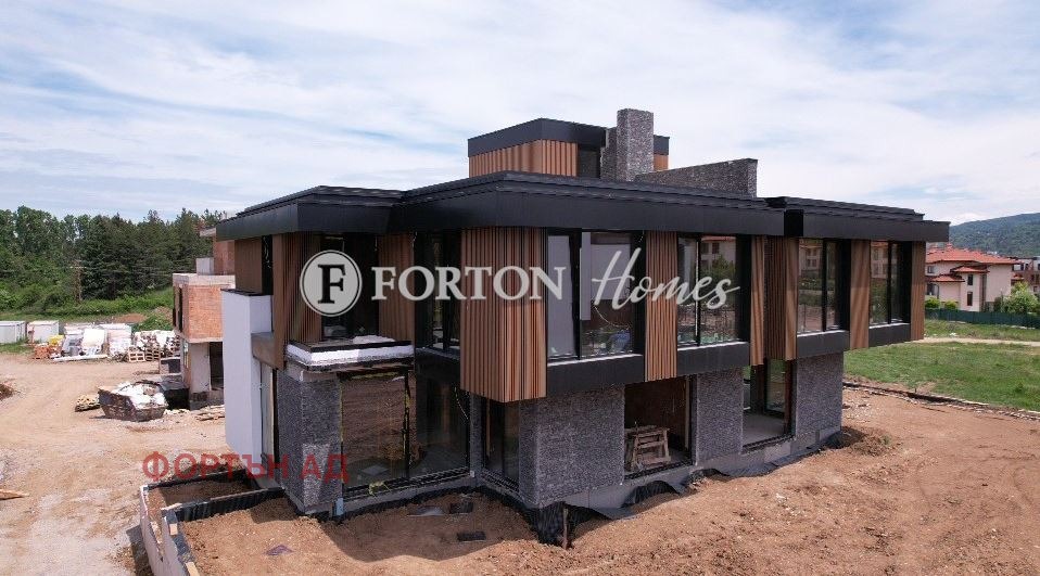 Продава КЪЩА, гр. София, м-т Камбаните, снимка 2 - Къщи - 54616079