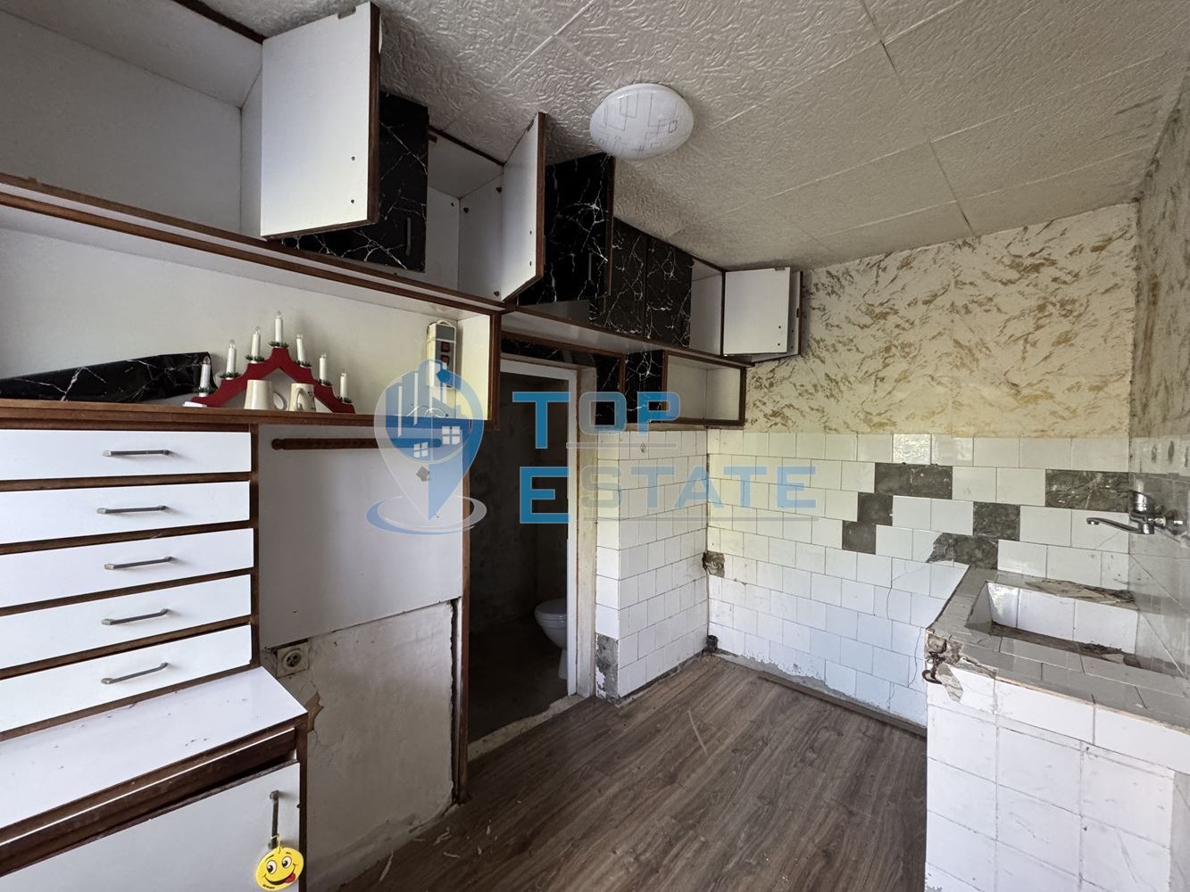 Продава КЪЩА, с. Владислав, област Велико Търново, снимка 6 - Къщи - 55233382