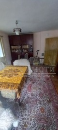 Продава ЕТАЖ ОТ КЪЩА, област Сливен, гр. Котел • 41000 € • 46316371 — Holmes.bg