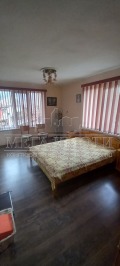 Продава ЕТАЖ ОТ КЪЩА, област Сливен, гр. Котел • 41000 € • 46316371 — Holmes.bg