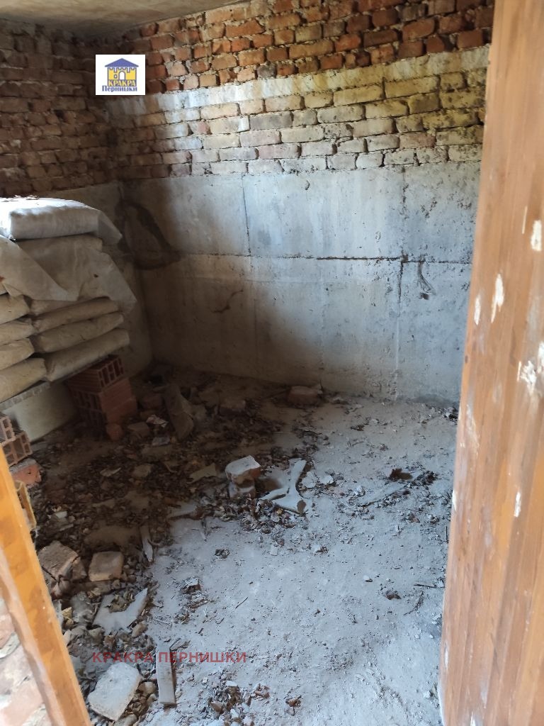 Продава КЪЩА, с. Рударци, област Перник, снимка 3 - Къщи - 53802275