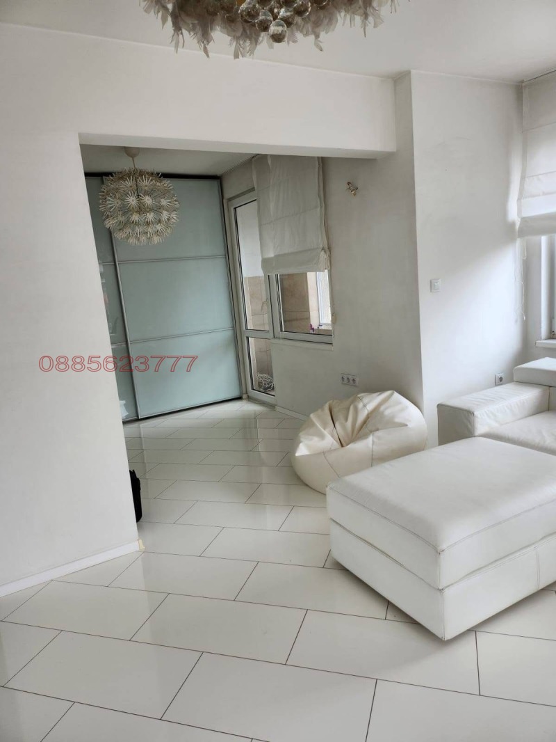 Продава 2-СТАЕН, гр. Русе, Център, снимка 3 - Апартаменти - 53333911