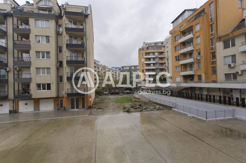 À venda  Mais de 3 quartos Sofia , Manastirski livadi , 190 m² | 49466100