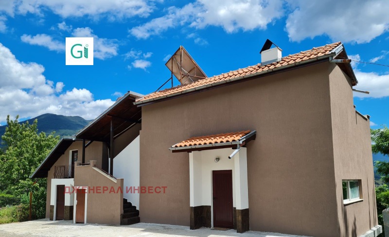 Продава КЪЩА, с. Ощава, област Благоевград, снимка 2 - Къщи - 52557414