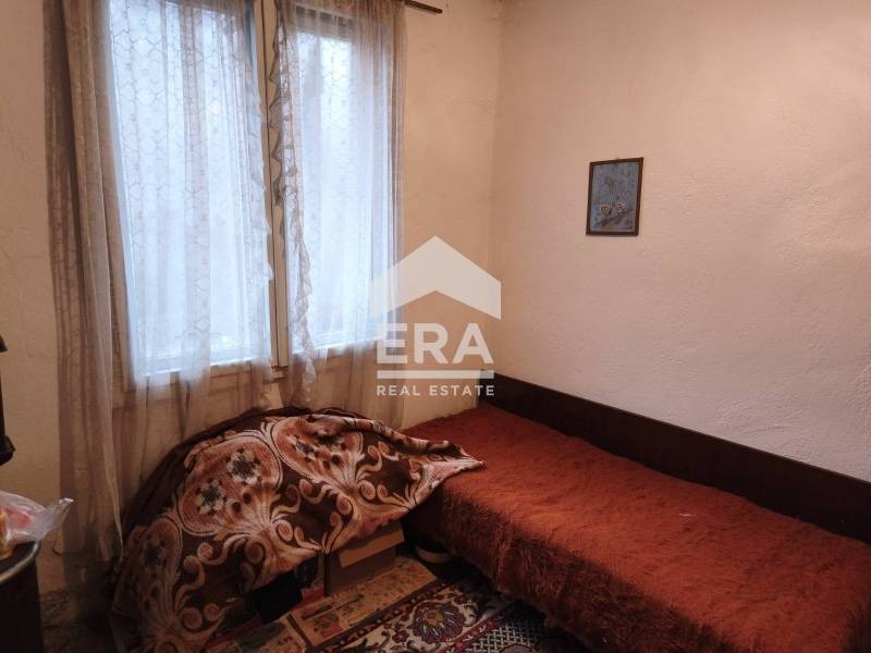 Продава КЪЩА, гр. Ямбол, Боровец, снимка 6 - Къщи - 53324773