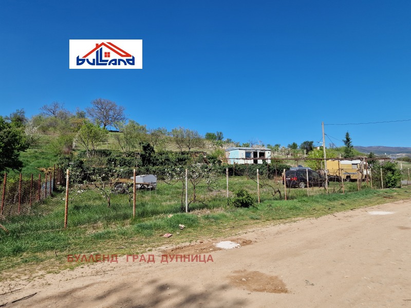 Продава ЗЕМЕДЕЛСКА ЗЕМЯ, с. Крайници, област Кюстендил, снимка 7 - Земеделска земя - 45233327