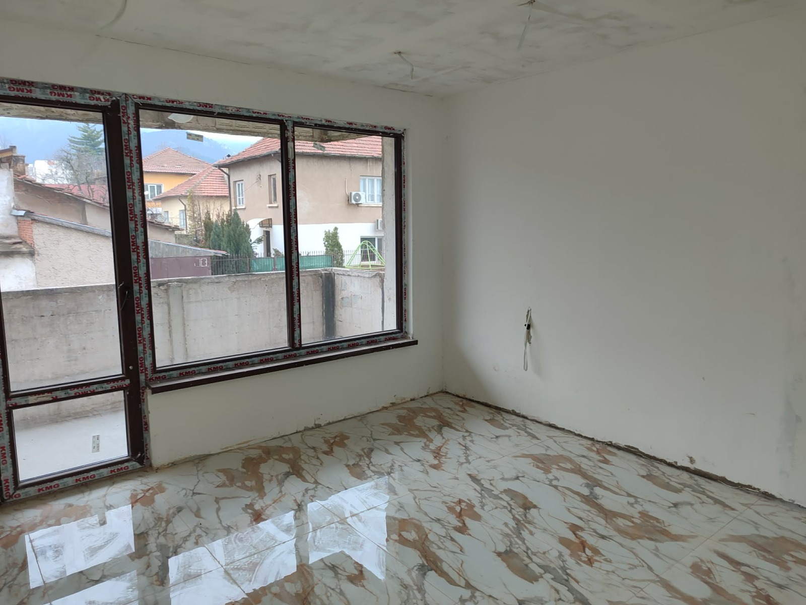 Продава 2-СТАЕН, гр. Враца, Център, снимка 2 - Апартаменти - 53949035