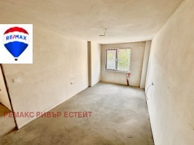 3-стаен град Русе, Широк център 2