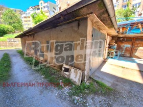 Garage Kolyu Ficheto, Veliko Tarnovo 4