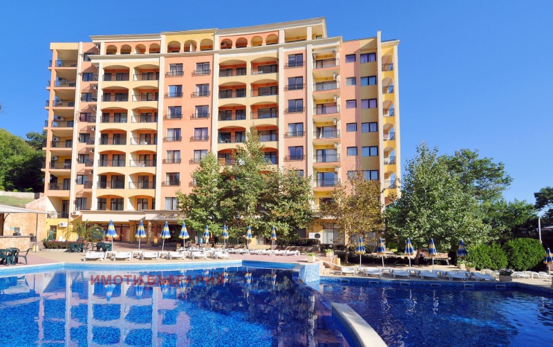 Te koop  Studio Varna , k.k. Zlatni pjasatsi , 63 m² | 93684865