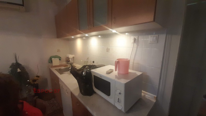 Eladó  Ház Plovdiv , Centar , 240 négyzetméter | 49689545 - kép [7]