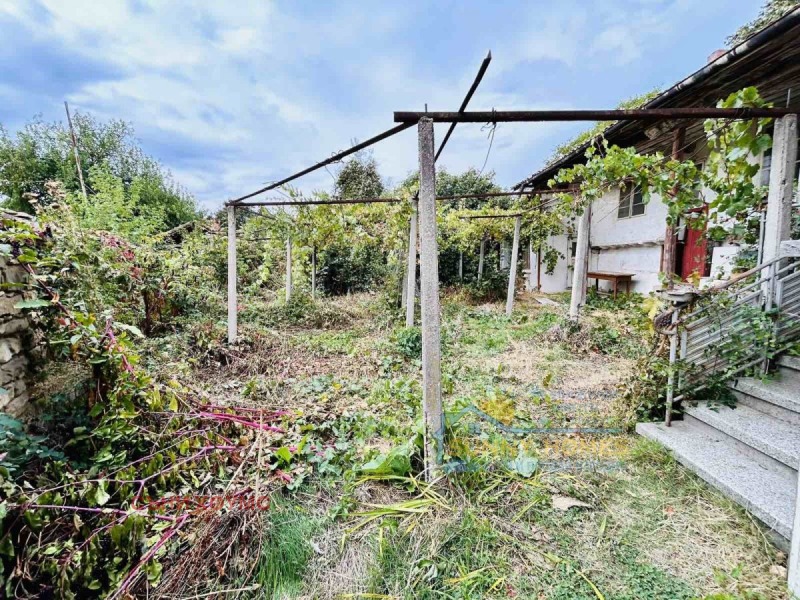 Продава КЪЩА, с. Джулюница, област Велико Търново, снимка 4 - Къщи - 52649363