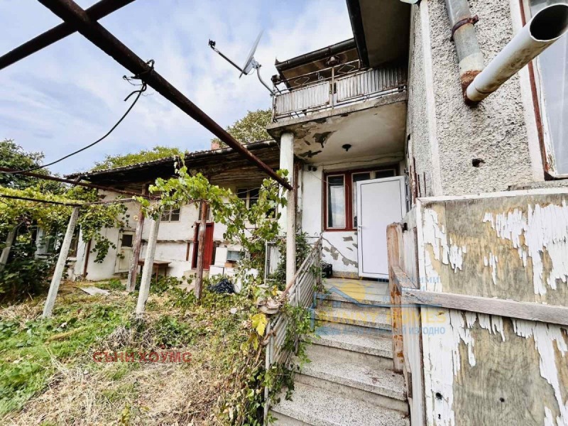 Продава КЪЩА, с. Джулюница, област Велико Търново, снимка 2 - Къщи - 52649363