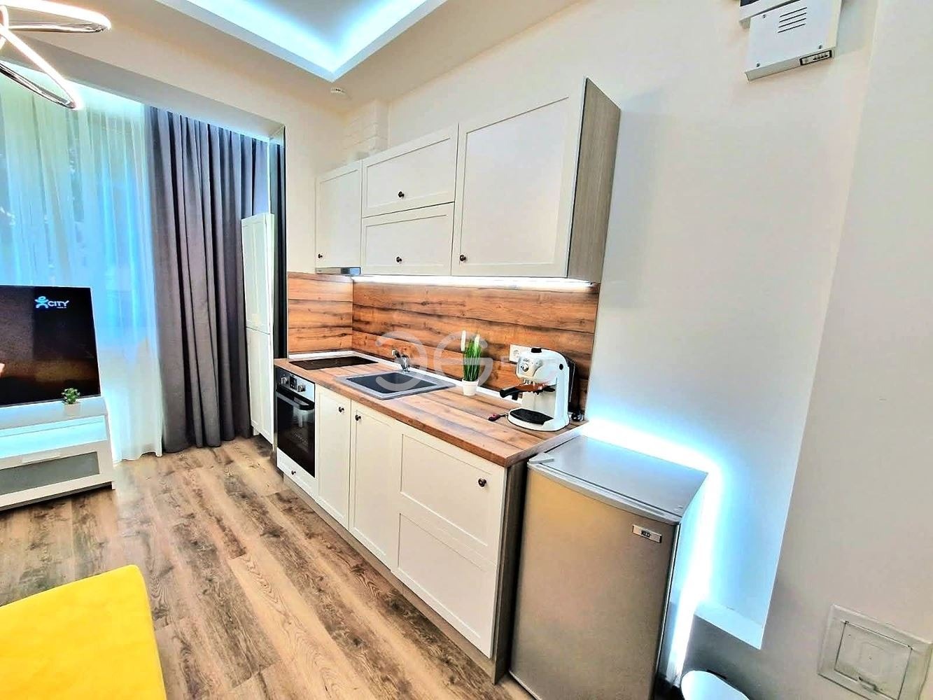 Продава 1-СТАЕН, гр. Варна, Център, снимка 4 - Апартаменти - 55990061