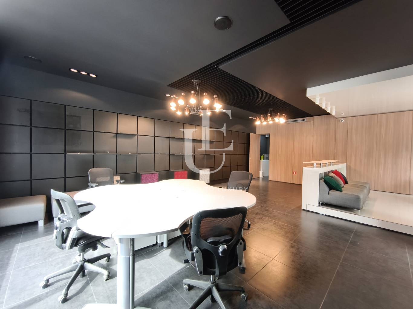 Продава МАГАЗИН, гр. София, Гоце Делчев, снимка 14 - Магазини - 52195406