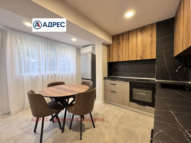 Te koop  Studio Lovetsj , Mladost , 52 m² | 39397966