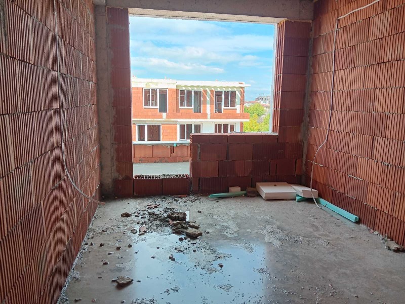 Продается  1 спальня Пловдив , Остромила , 66 кв.м | 79076694 - изображение [2]